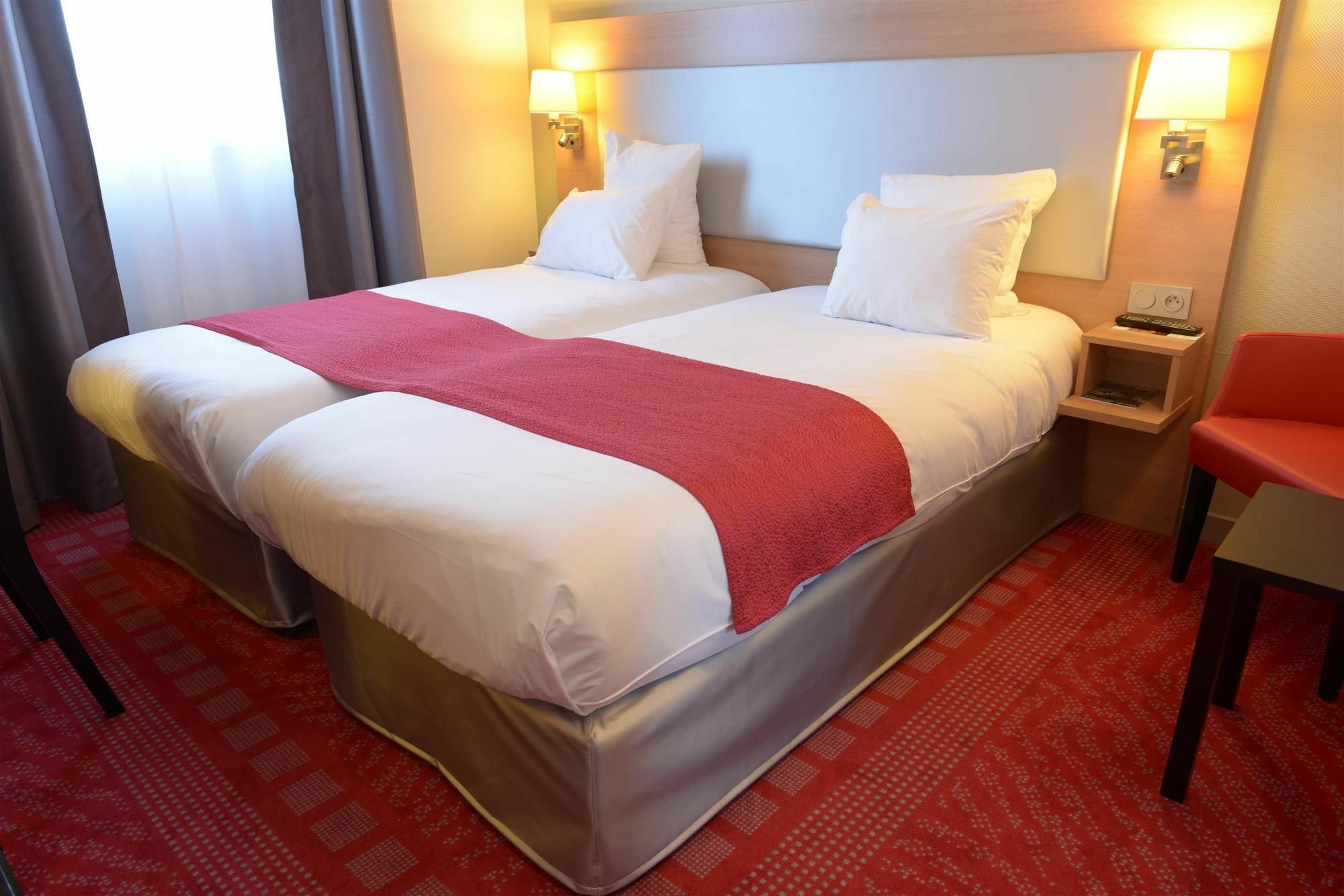 Hotel Ibis Styles Montargis Arboria Pannes  Exteriör bild
